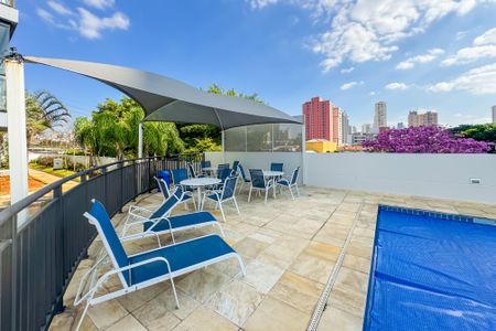 Apartamento à venda com 84m², 3 quartos e 2 vagas Apartamento à venda com 84m², 3 quartos e 2 vagasPiscina