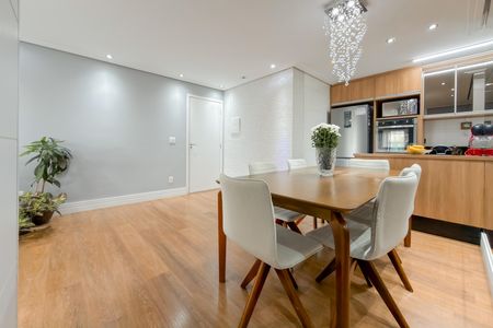 Apartamento à venda com 84m², 3 quartos e 2 vagas Apartamento à venda com 84m², 3 quartos e 2 vagasSala