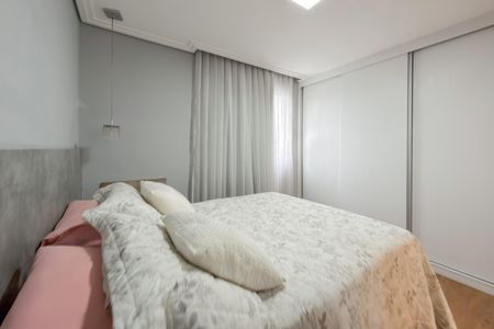 Apartamento à venda com 84m², 3 quartos e 2 vagas Apartamento à venda com 84m², 3 quartos e 2 vagasSuíte