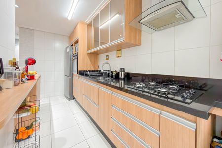 Apartamento à venda com 84m², 3 quartos e 2 vagas Apartamento à venda com 84m², 3 quartos e 2 vagasCozinha