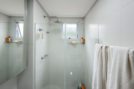 Apartamento à venda com 84m², 3 quartos e 2 vagas Apartamento à venda com 84m², 3 quartos e 2 vagasBanheiro da Suíte