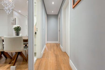 Apartamento à venda com 84m², 3 quartos e 2 vagas Apartamento à venda com 84m², 3 quartos e 2 vagasCorredor