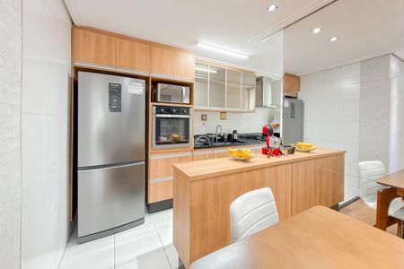 Apartamento à venda com 84m², 3 quartos e 2 vagas Apartamento à venda com 84m², 3 quartos e 2 vagasCozinha