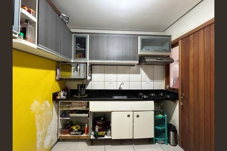 Casa à venda com 60m², 2 quartos e 2 vagasCozinha