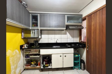 Casa à venda com 60m², 2 quartos e 2 vagasCozinha
