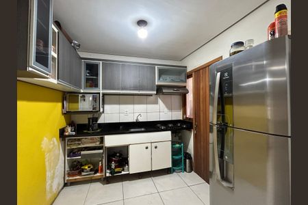 Casa à venda com 60m², 2 quartos e 2 vagasCozinha