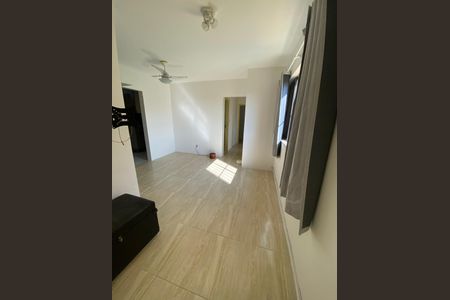 Sala de apartamento para alugar com 3 quartos, 55m² em Vila Laura/brotas, Salvador