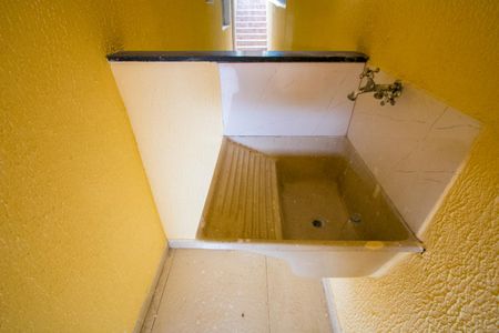 Casa para alugar com 150m², 2 quartos e 2 vagas Casa para alugar com 150m², 2 quartos e 2 vagasÁrea de Serviço