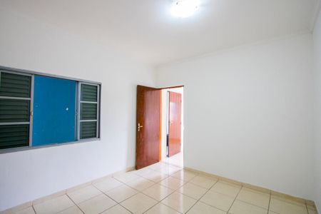 Casa para alugar com 150m², 2 quartos e 2 vagas Casa para alugar com 150m², 2 quartos e 2 vagasQuarto