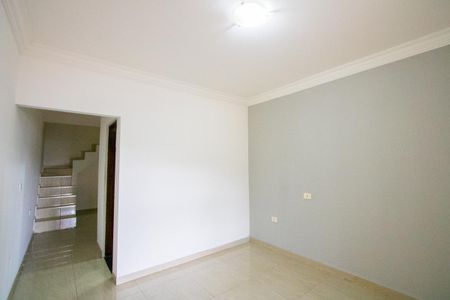Sala de casa para alugar com 2 quartos, 150m² em Jardim Irene, Santo André