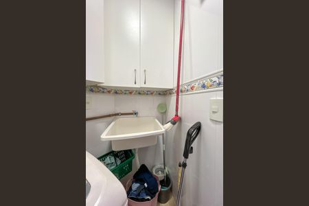 Apartamento à venda com 137m², 3 quartos e 1 vaga Apartamento à venda com 137m², 3 quartos e 1 vagaÁrea de Serviço