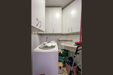 Apartamento à venda com 137m², 3 quartos e 1 vaga Apartamento à venda com 137m², 3 quartos e 1 vagaÁrea de Serviço