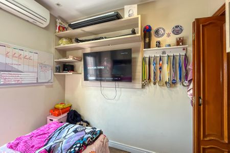 Apartamento à venda com 137m², 3 quartos e 1 vaga Apartamento à venda com 137m², 3 quartos e 1 vagaQuarto 2