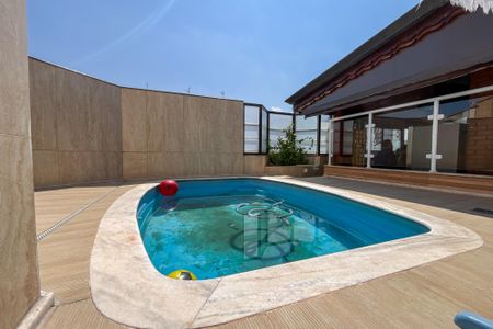 Apartamento à venda com 137m², 3 quartos e 1 vaga Apartamento à venda com 137m², 3 quartos e 1 vagaCobertura