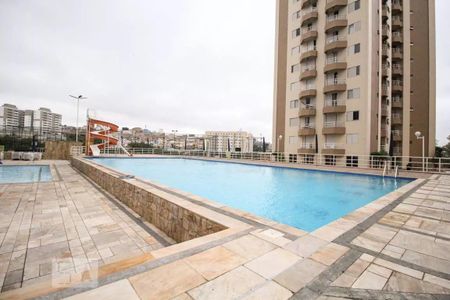 Apartamento à venda com 137m², 3 quartos e 1 vaga Apartamento à venda com 137m², 3 quartos e 1 vagaÁrea comum - Piscina