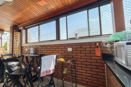 Apartamento à venda com 137m², 3 quartos e 1 vaga Apartamento à venda com 137m², 3 quartos e 1 vagaCobertura