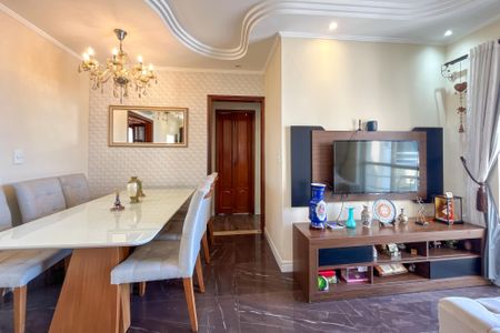 Apartamento à venda com 137m², 3 quartos e 1 vaga Apartamento à venda com 137m², 3 quartos e 1 vagaSala