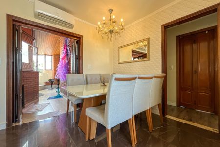 Apartamento à venda com 137m², 3 quartos e 1 vaga Apartamento à venda com 137m², 3 quartos e 1 vagaSala