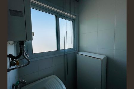 Apartamento para alugar com 58m², 2 quartos e 1 vagaÁrea de Serviço