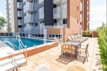 Studio para alugar com 19m², 1 quarto e sem vaga Studio para alugar com 19m², 1 quarto e sem vagaÁrea comum - Piscina