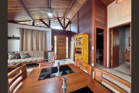 Sala de casa de condomínio à venda com 2 quartos, 100m² em Vargem Grande, Rio de Janeiro