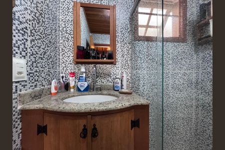 Casa de condomínio à venda com 100m², 2 quartos e 3 vagasBanheiro Social