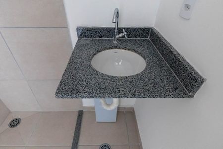 Apartamento à venda com 35m², 2 quartos e sem vagaBanheiro