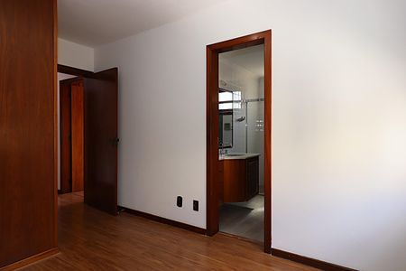 Apartamento para alugar com 142m², 2 quartos e 1 vagaSuíte