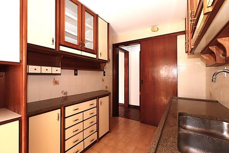 Apartamento para alugar com 142m², 2 quartos e 1 vagaCozinha