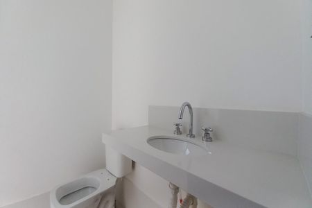 Apartamento à venda com 77m², 2 quartos e 2 vagas Apartamento à venda com 77m², 2 quartos e 2 vagasBanheiro da Suíte