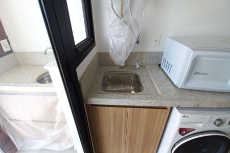 Apartamento à venda com 77m², 2 quartos e 2 vagas Apartamento à venda com 77m², 2 quartos e 2 vagasÁrea de serviço