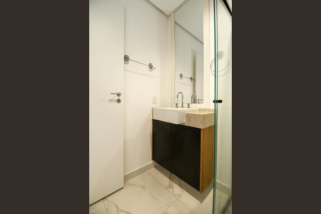 Studio para alugar com 24m², 1 quarto e sem vaga Studio para alugar com 24m², 1 quarto e sem vagaBanheiro social