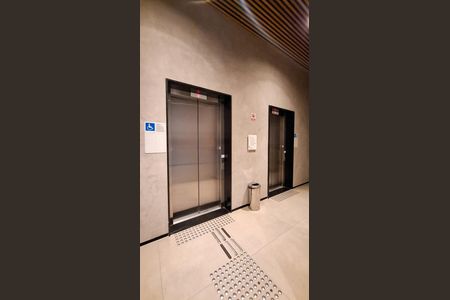 Studio para alugar com 24m², 1 quarto e sem vaga Studio para alugar com 24m², 1 quarto e sem vagaHall Social