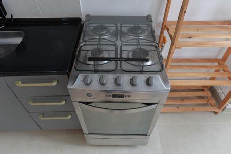 Apartamento à venda com 36m², 2 quartos e sem vaga Apartamento à venda com 36m², 2 quartos e sem vagaCozinha e área de serviço