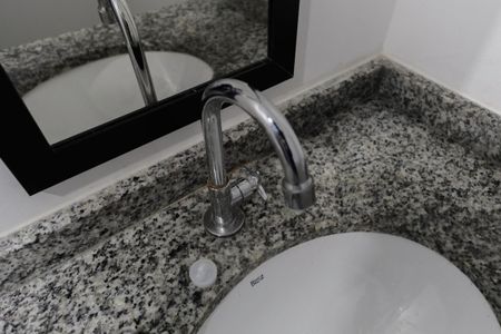 Apartamento à venda com 36m², 2 quartos e sem vaga Apartamento à venda com 36m², 2 quartos e sem vagaBanheiro