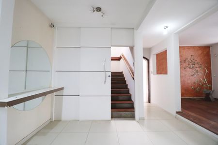 Sala  de casa para alugar com 7 quartos, 300m² em Lídice, Uberlândia