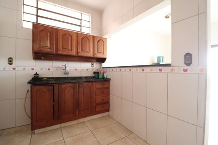 Casa para alugar com 300m², 7 quartos e 4 vagasCozinha 2