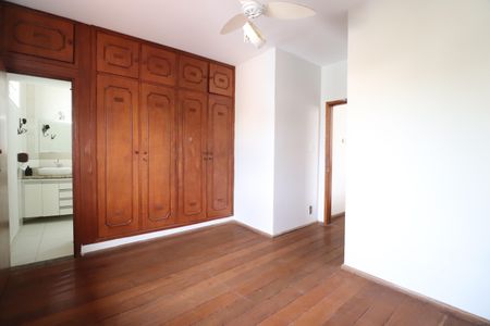 Casa para alugar com 300m², 7 quartos e 4 vagasQuarto 3 - Suíte