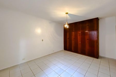 Casa à venda com 192m², 3 quartos e 3 vagas Casa à venda com 192m², 3 quartos e 3 vagasQuarto 3 - Suíte