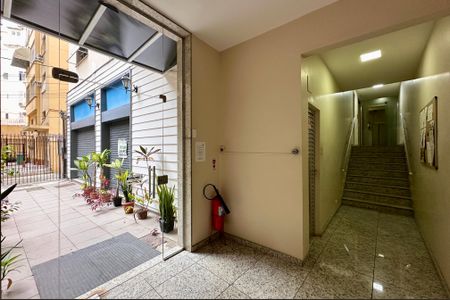 Apartamento à venda com 88m², 2 quartos e sem vaga Apartamento à venda com 88m², 2 quartos e sem vagaPortaria