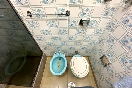 Apartamento à venda com 88m², 2 quartos e sem vaga Apartamento à venda com 88m², 2 quartos e sem vagaBanheiro