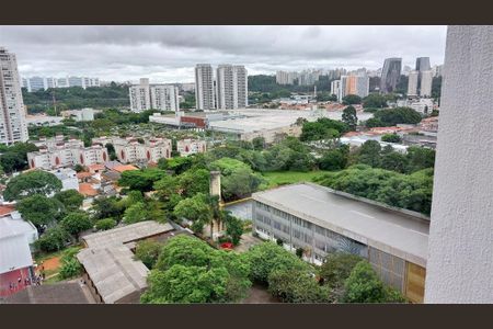 Apartamento à venda com 33m², 1 quarto e sem vaga