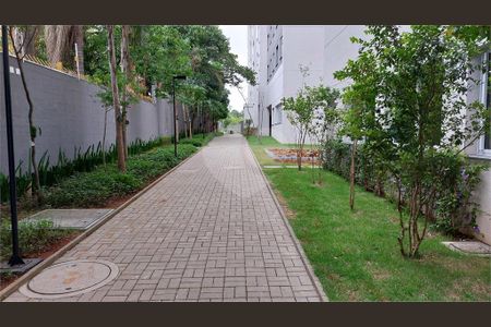 Apartamento à venda com 33m², 1 quarto e sem vaga