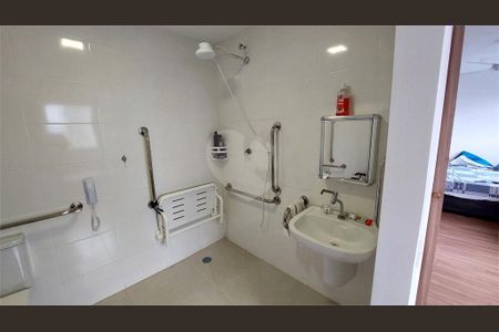 Apartamento à venda com 33m², 1 quarto e sem vaga