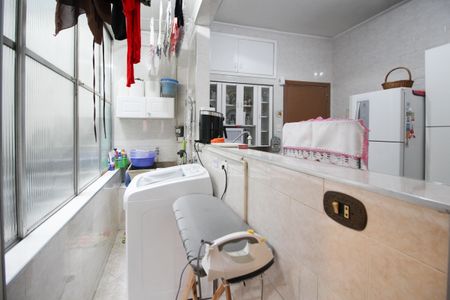 Apartamento à venda com 72m², 2 quartos e 1 vagaÁrea de Serviço