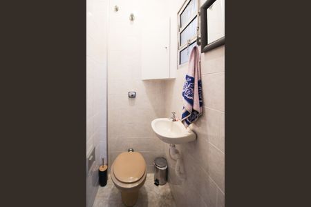 Apartamento à venda com 72m², 2 quartos e 1 vagaBanheiro de serviço