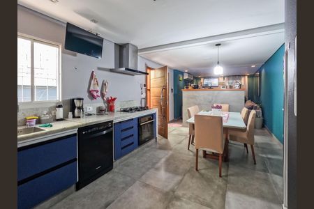 Casa à venda com 250m², 3 quartos e 2 vagas