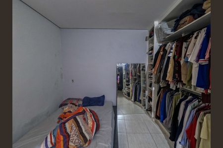 Casa à venda com 250m², 3 quartos e 2 vagas