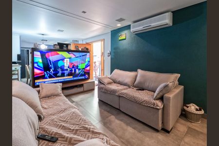 Casa à venda com 250m², 3 quartos e 2 vagas