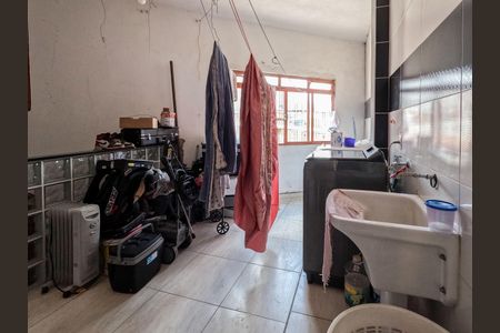 Casa à venda com 250m², 3 quartos e 2 vagas
